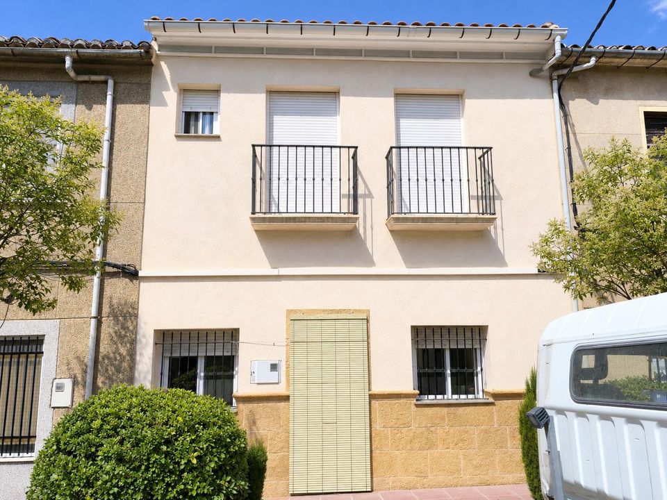 Casa unifamiliar a Alguena, Alicante - foto 1