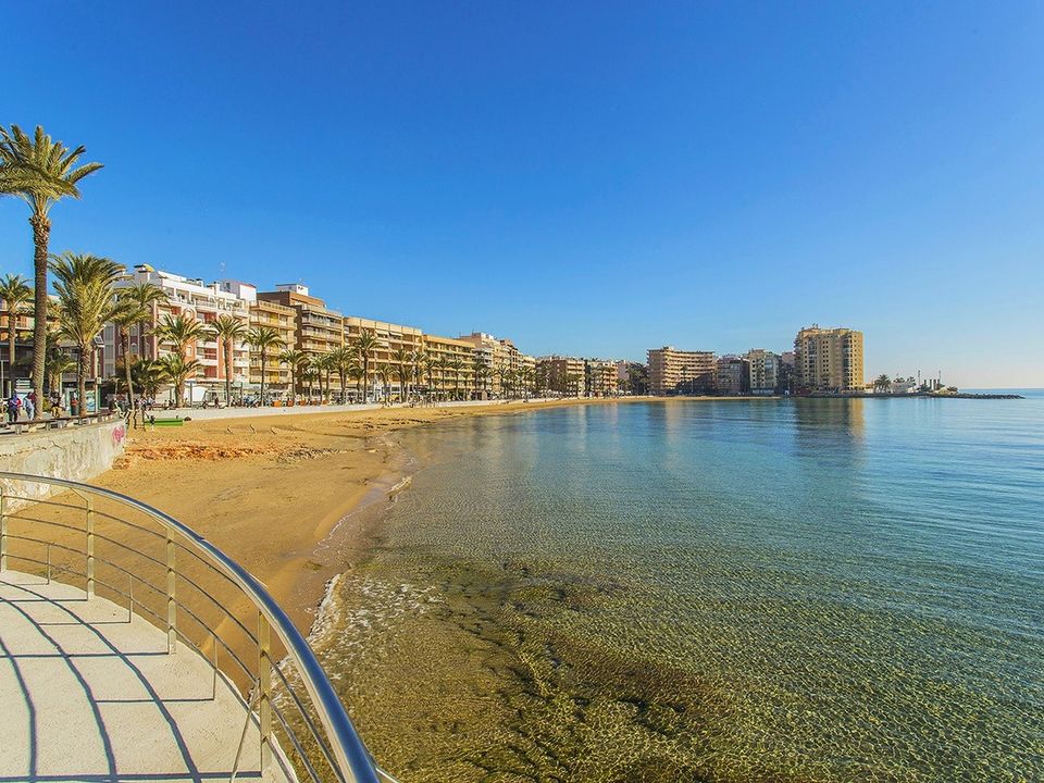 Lejlighed i Torrevieja, Alicante - foto 1