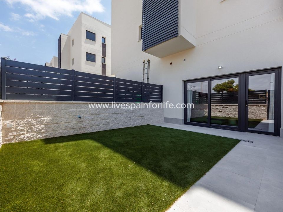 Lejlighed i Villajoyosa, Alicante - foto 1