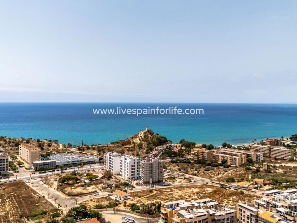 Lejlighed i Villajoyosa, Alicante - foto 4