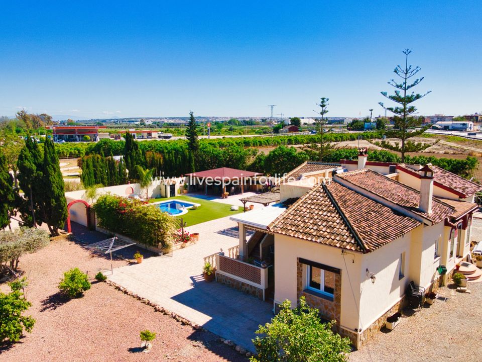 Landhuis in Formentera Del Segura, Alicante - foto 1