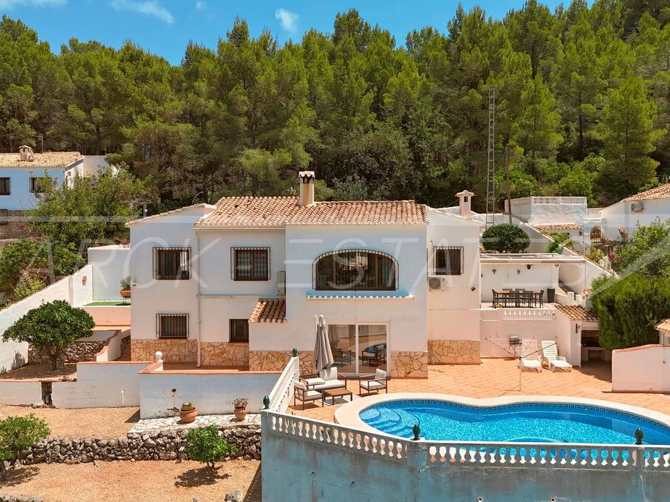 Villa in Benidoleig, Alicante - foto 1