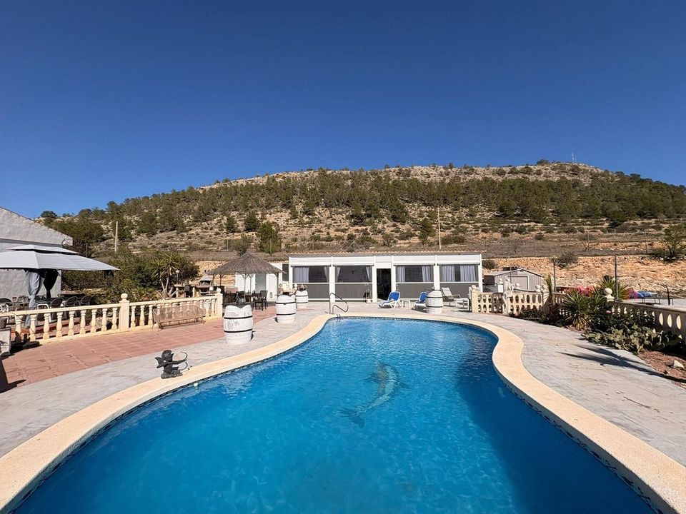 Villa en Monovar, Alicante - foto 2