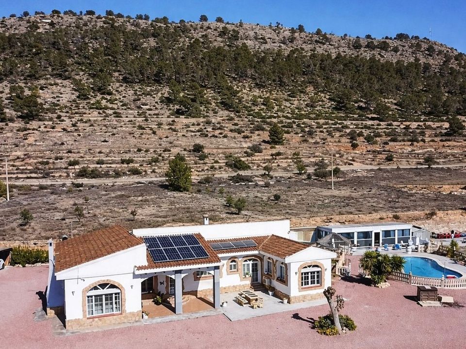 Villa en Monovar, Alicante - foto 4