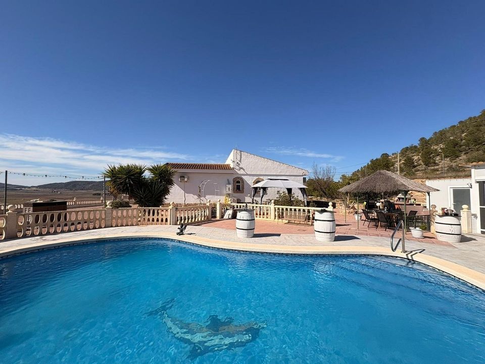 Villa en Monovar, Alicante - foto 5