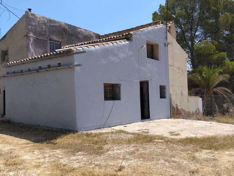 Landejendom i Pinoso, Alicante - foto 1