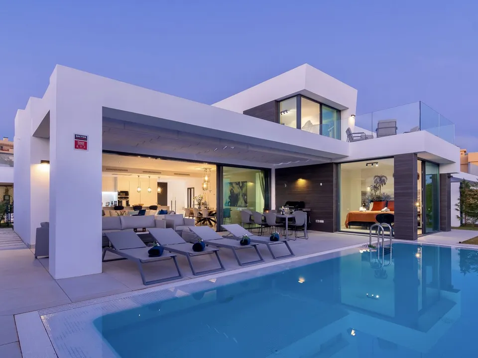 Villa i Calahonda, Malaga - foto 1