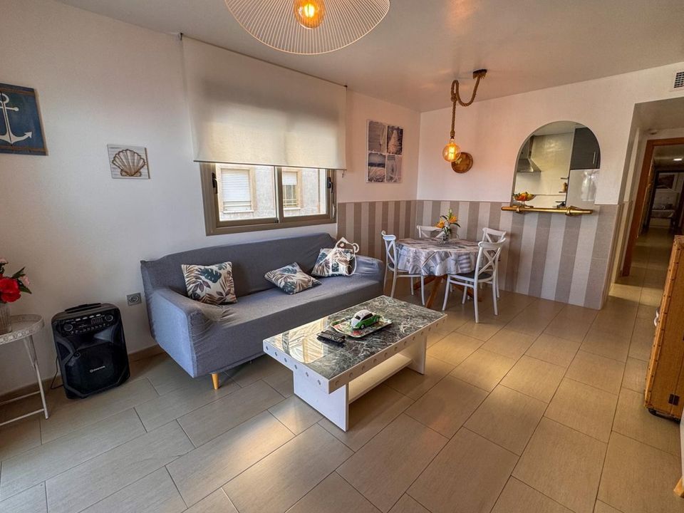 Apartment in Torrevieja, Alicante - photo 4