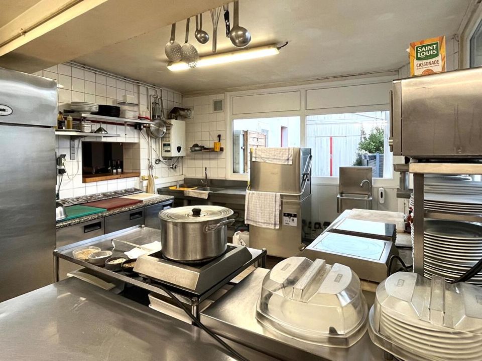 Propiedad comercial en Compiègne, Oise - foto 1