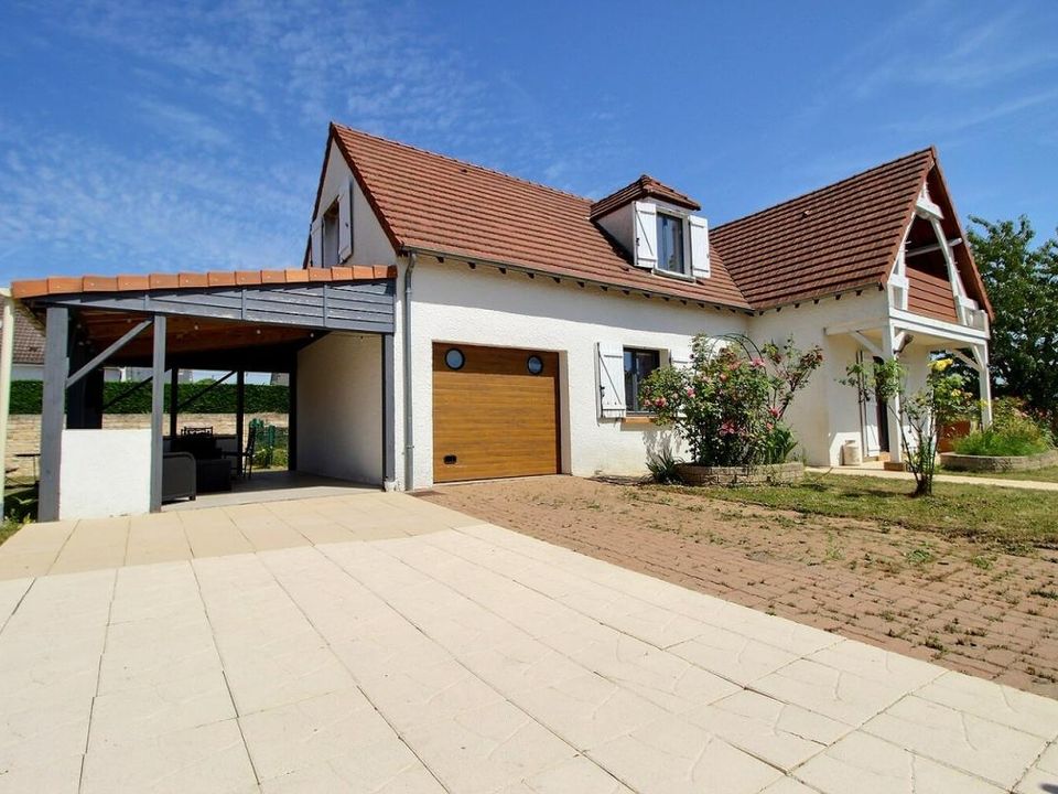 Villa in Janville, Eure-et-Loir - foto 1