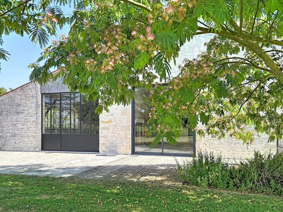 Villa i La Greve-sur-Mignon, Charente-Maritime - foto 1