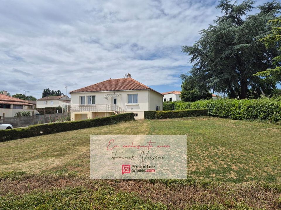 Villa i Saint-Prouant, Vendee - bilde 1