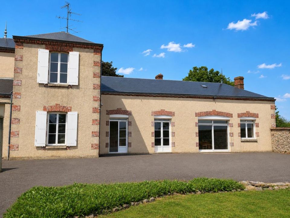 Villa em Chartres, Eure-et-Loir - foto 1