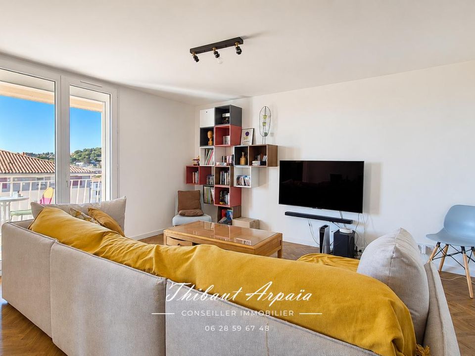 Lägenhet i Manosque, Alpes-de-Haute-Provence - foto 2