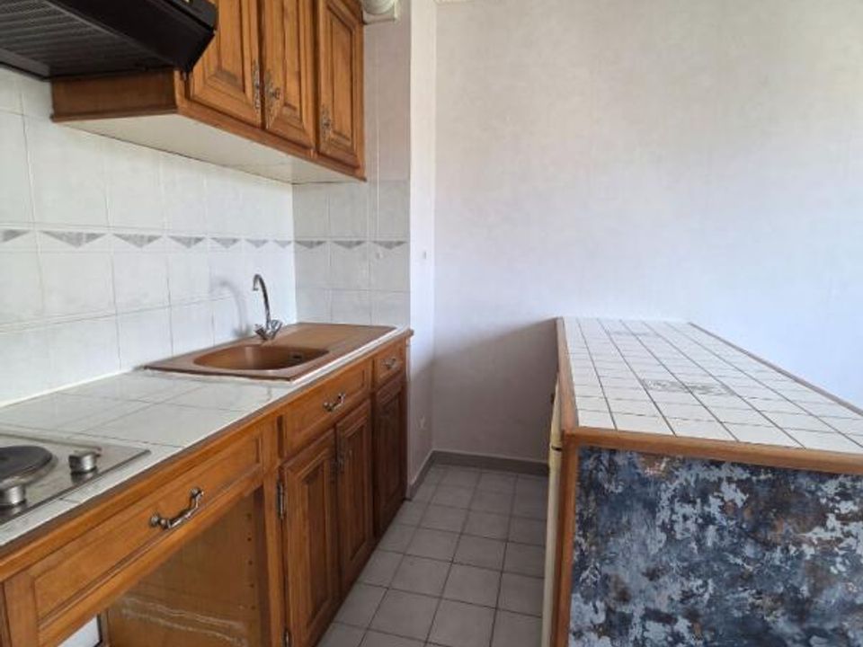 Apartamento en Aubagne en Provence, Bouches-du-Rhone - foto 3