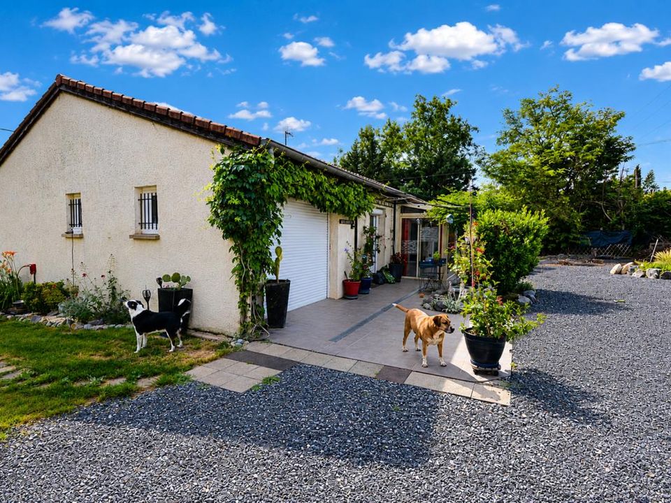 Villa em Saint-Alban-Auriolles, Ardeche - foto 1