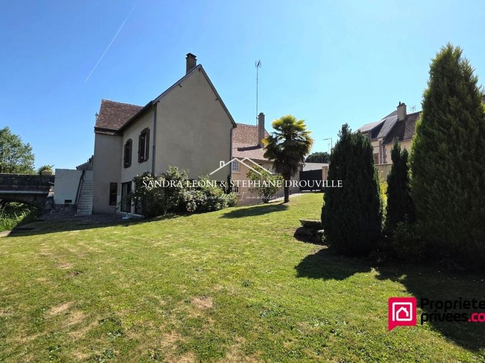 Villa em Chartres, Eure-et-Loir - foto 1