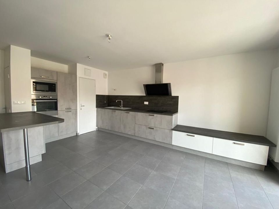 Leilighet i Saint-Laurent-sur-Saone, Ain - bilde 2
