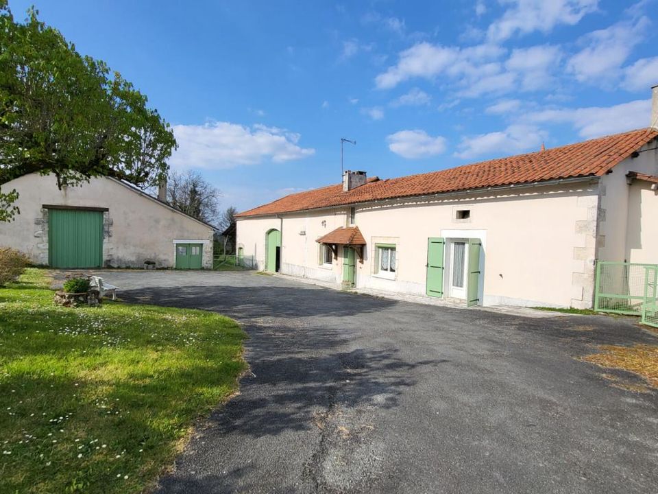 Villa em Tocane-Saint-Apre, Dordogne - foto 1