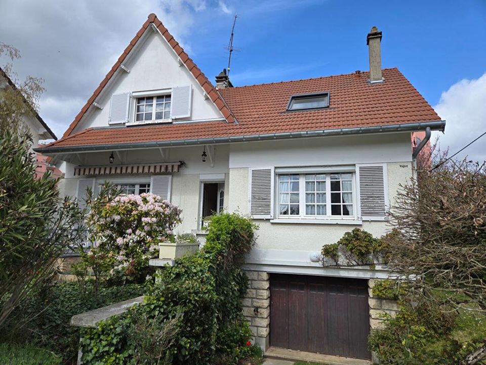 Villa i Sainte-Genevieve-des-Bois, Essonne - foto 1