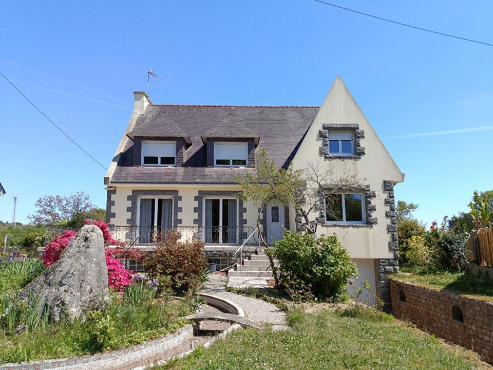 Villa i Le Faouet, Morbihan - bilde 1