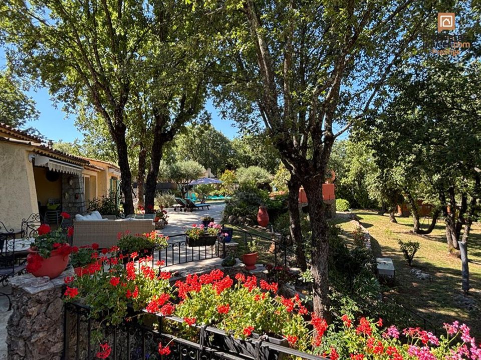Villa i Saint-Paul-en-Foret, Var - foto 1