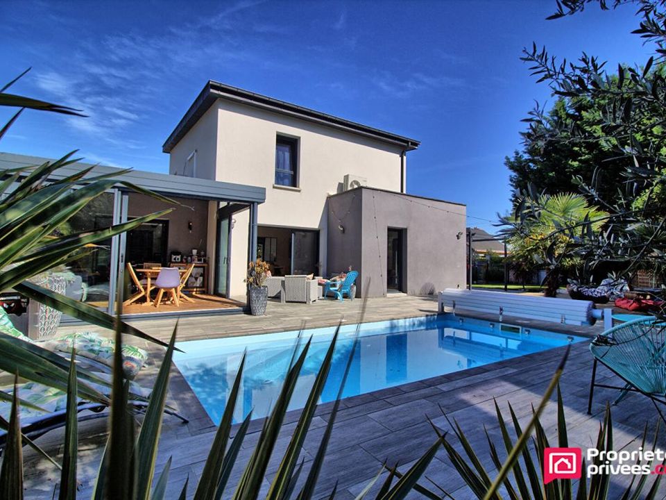 Villa en Saint-Barthelemy-d'Anjou, Maine-et-Loire - foto 3