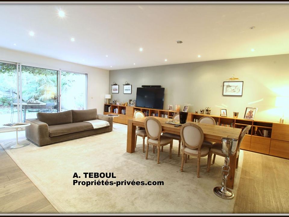 Villa em Villeurbanne, Rhone - foto 2