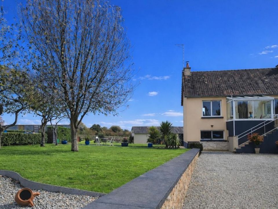 Villa in Merdrignac, Cotes-d'Armor - foto 1