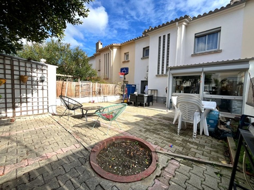 Villa em Perpignan, Pyrenees-Orientales - foto 1
