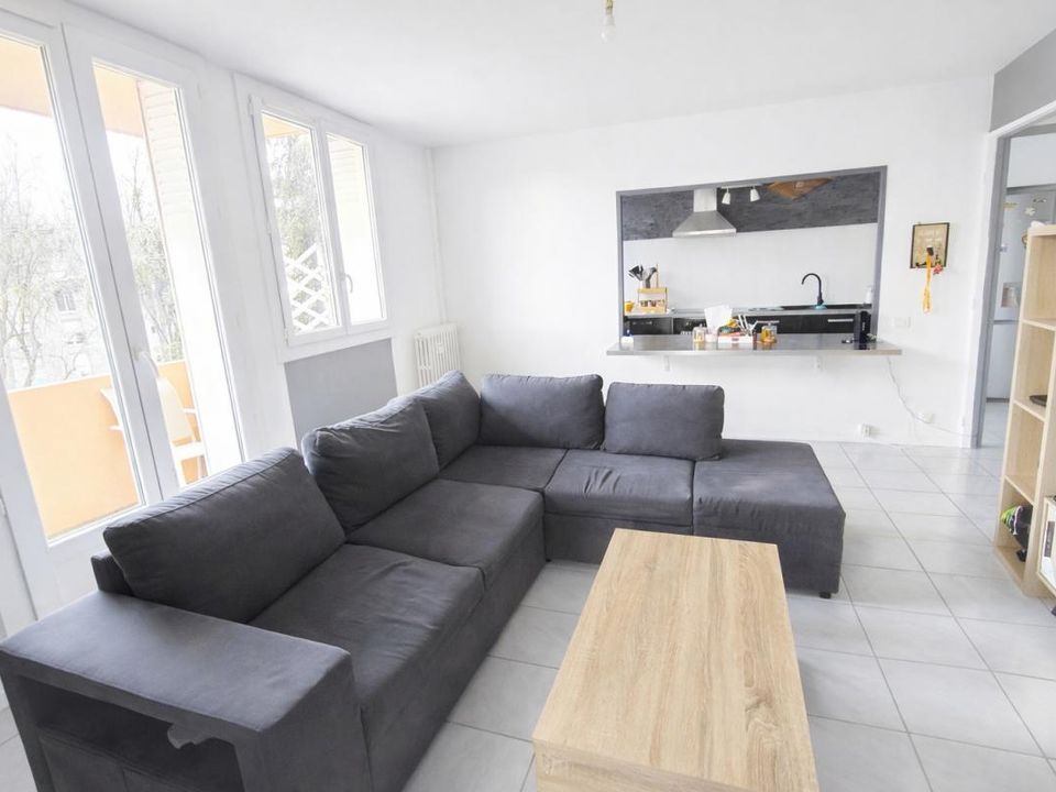 Apartamento em Marignane, Bouches-du-Rhone - foto 1