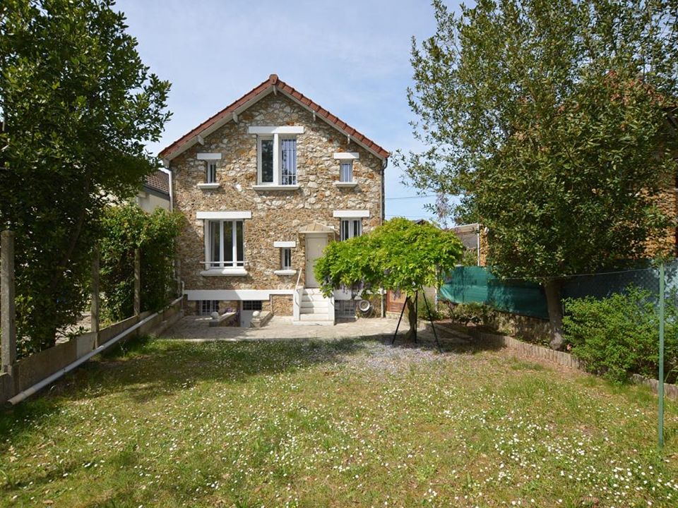Villa i Sainte-Genevieve-des-Bois, Essonne - foto 2