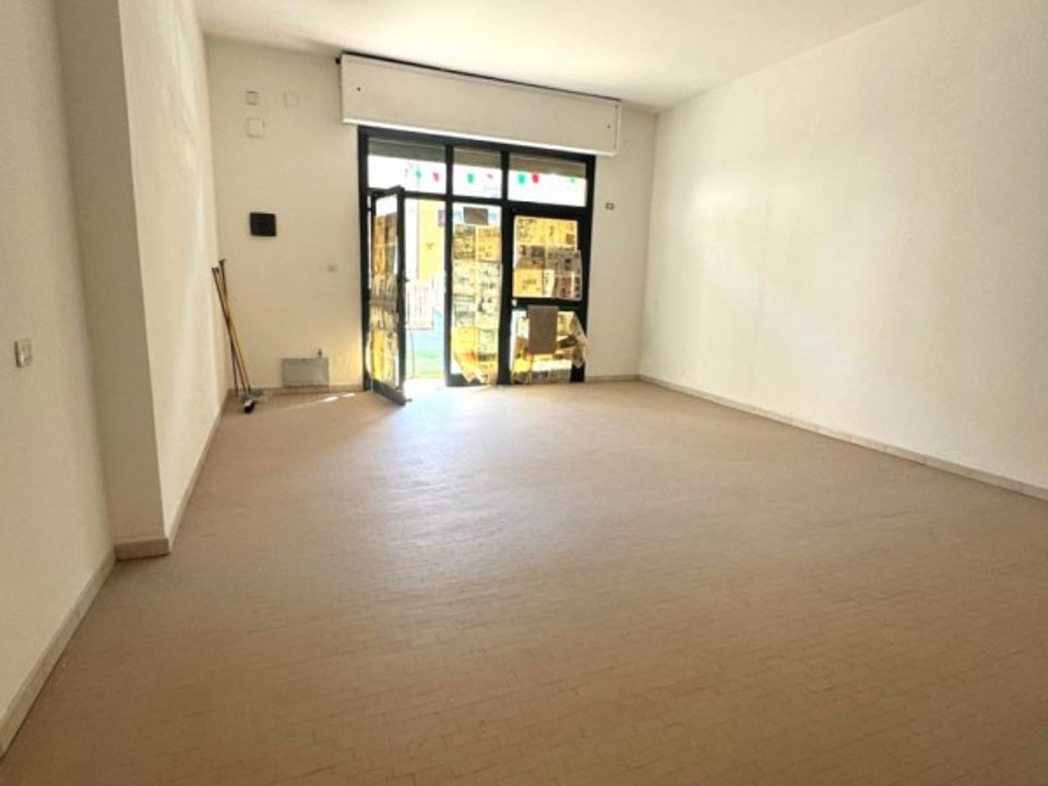 Erhvervsejendom i Sennori, Sassari - foto 2