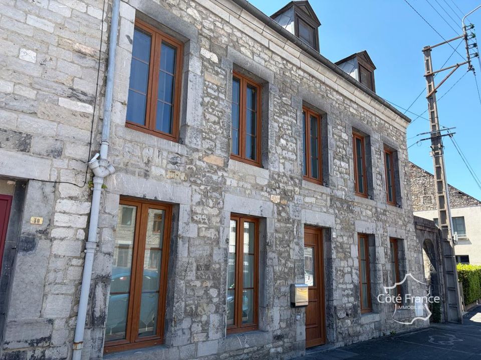 Casa de pueblo en Givet, Ardennes - foto 1