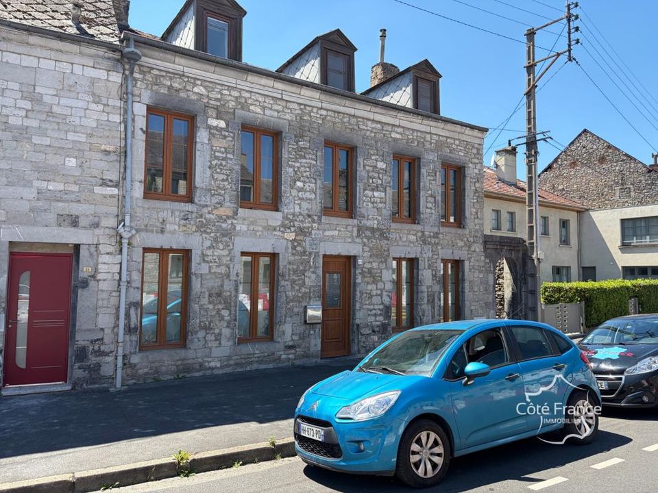 Casa de pueblo en Givet, Ardennes - foto 2