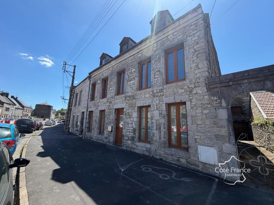 Casa de pueblo en Givet, Ardennes - foto 3