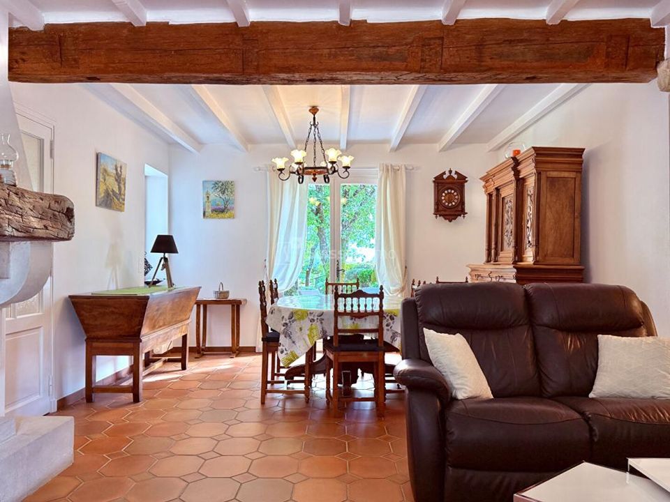 Villa - Caseneuve, Vaucluse - photo 5