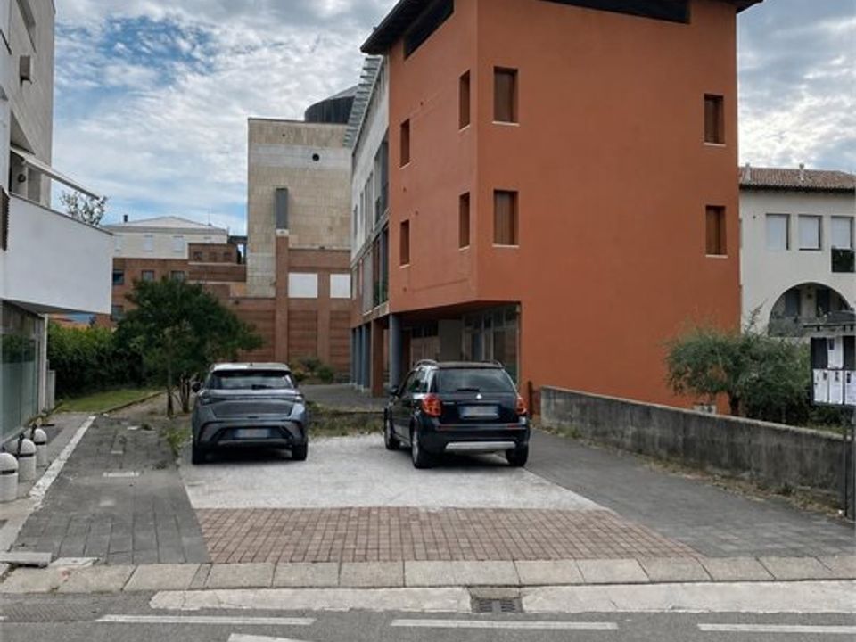 Erhvervsejendom i Thiene, Vicenza - foto 3