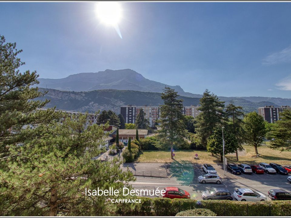 Appartement in Échirolles, Isere - foto 1