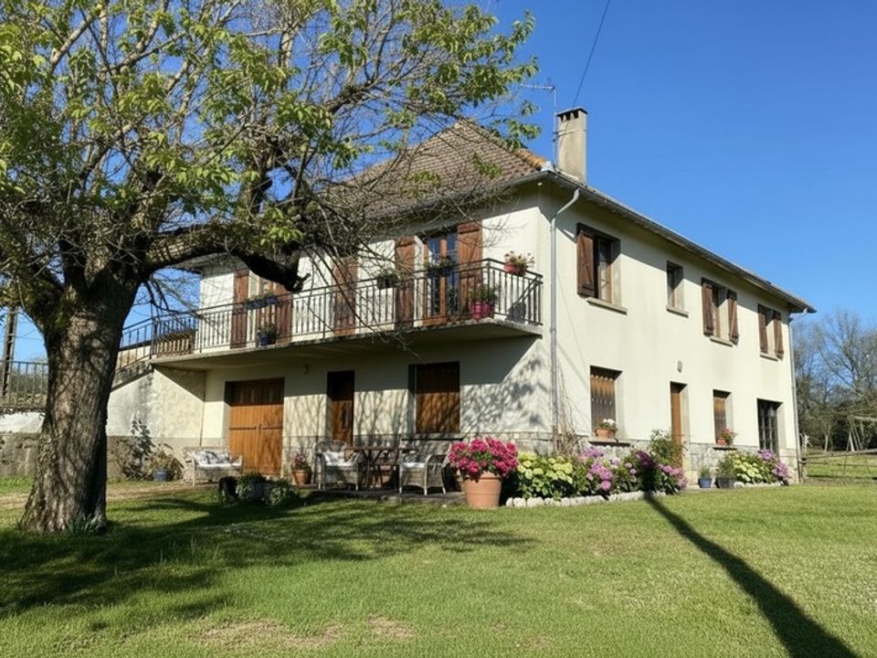 Villa - Saint-Constant, Cantal - photo 1