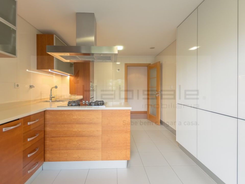 Apartment in Odivelas, Lisbon - photo 5