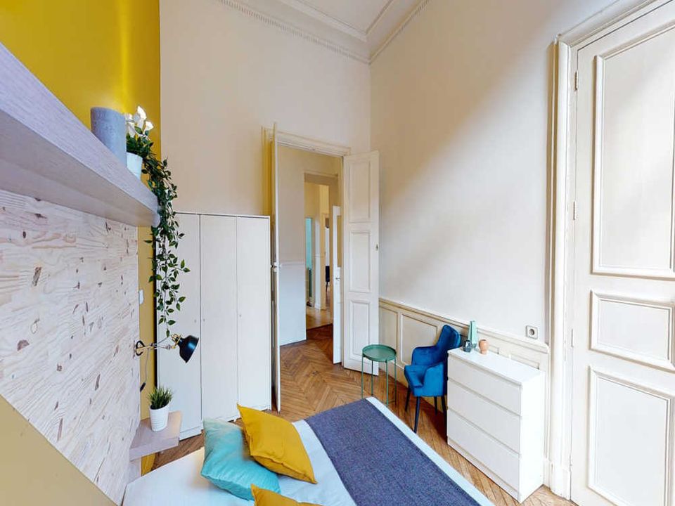 Apartment in Toulouse, Haute-Garonne - photo 2