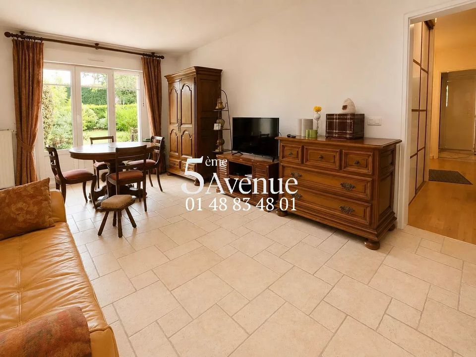 Apartamento en Le Plessis-Trevise, Val-de-Marne - foto 3