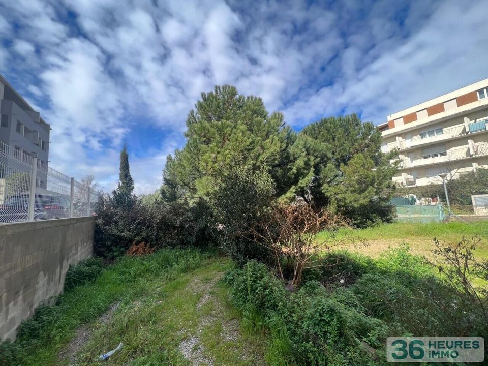 L'establiment comercial a Perpignan, Pyrenees-Orientales - foto 1
