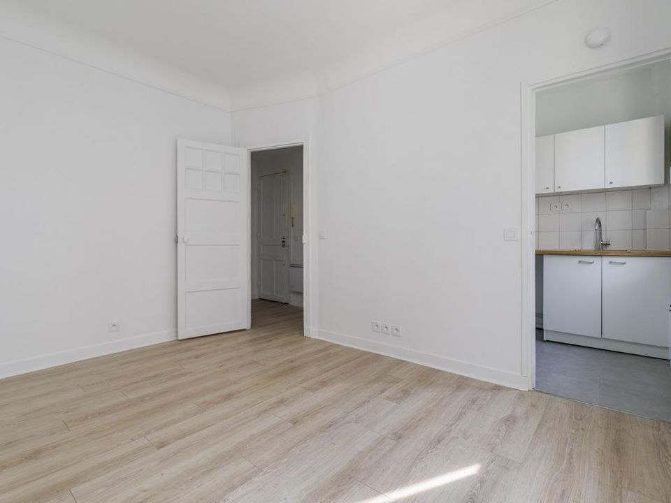 Leilighet i Clichy, Hauts-de-Seine - bilde 2