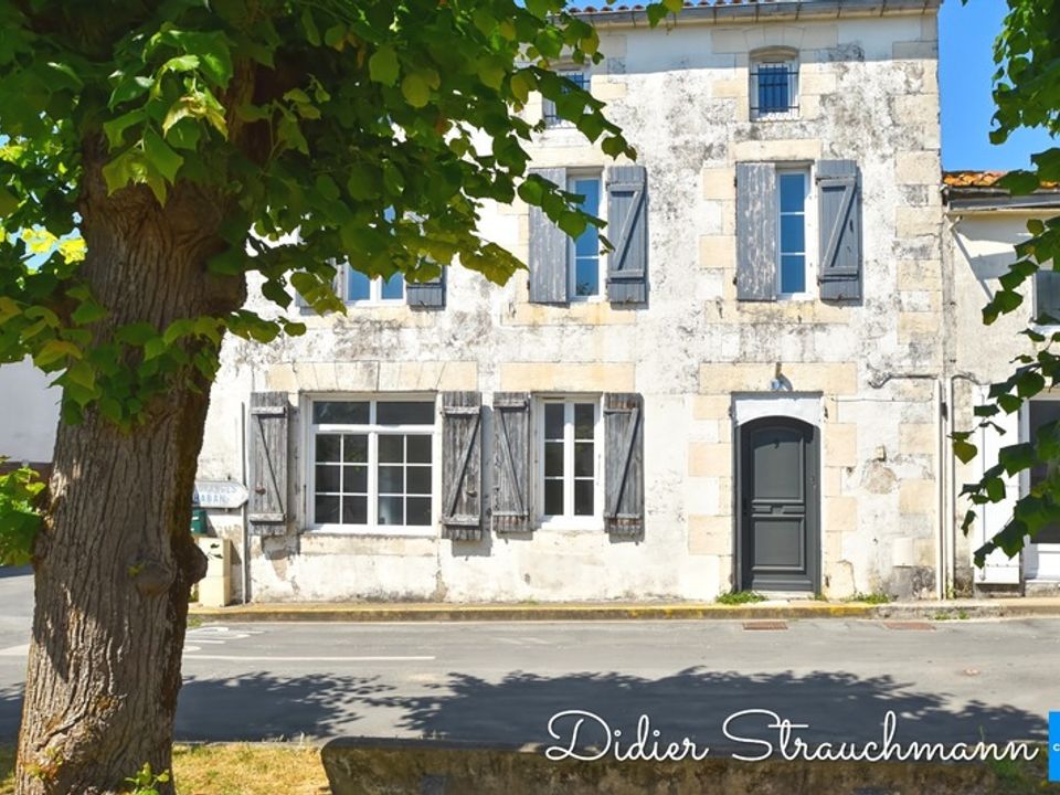 Landsbyhus i Aigrefeuille-d'Aunis, Charente-Maritime - foto 5