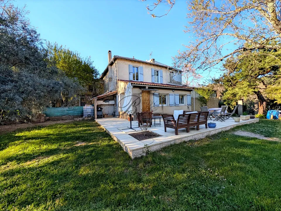 Villa i Peypin-d'Aigues, Vaucluse - foto 1