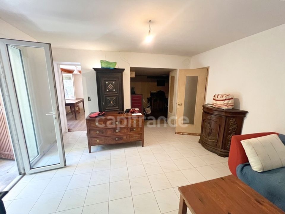 Villa i Digne-les-Bains, Alpes-de-Haute-Provence - foto 1