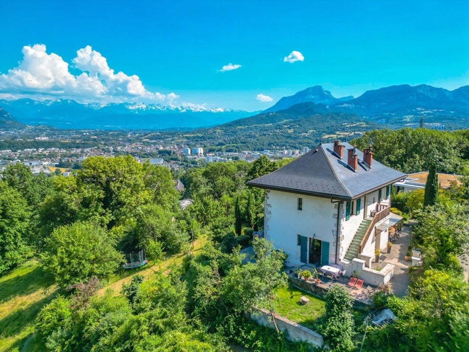 Villa i Bassens, Savoie - foto 1