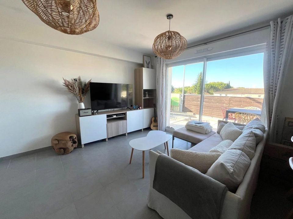 Apartamento en Saint-Cannat, Bouches-du-Rhone - foto 1